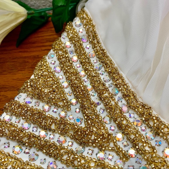 Stunning Mike Benet Vintage Formal Rhinestone Gown - Picture 7 of 7